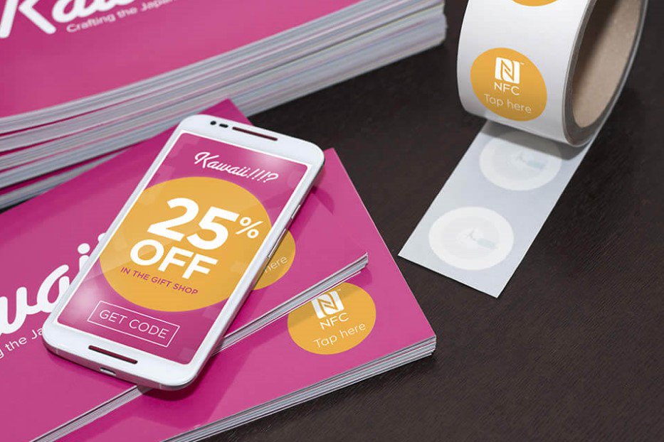 PureprintGroup's tweet photo. Fab paper and labels by @ArjoCreatives @Antalis_UK with a chip inside linking print and point of sale with your digital content giving brilliant analytics #augmentedreality #NFC #Powercoat https://t.co/ZlOFytGV5b https://t.co/C7esrpHqDm