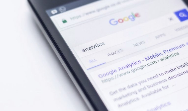 agenciabanner's tweet photo. Ten como referencia los informes de #GoogleAnalytics a la hora de tomar decisiones para tus campañas de #marketingdigital y #Publicidad #marketingtips. 🏆📈 https://t.co/d4XupFlrPn … https://t.co/zSc9fs7aH9