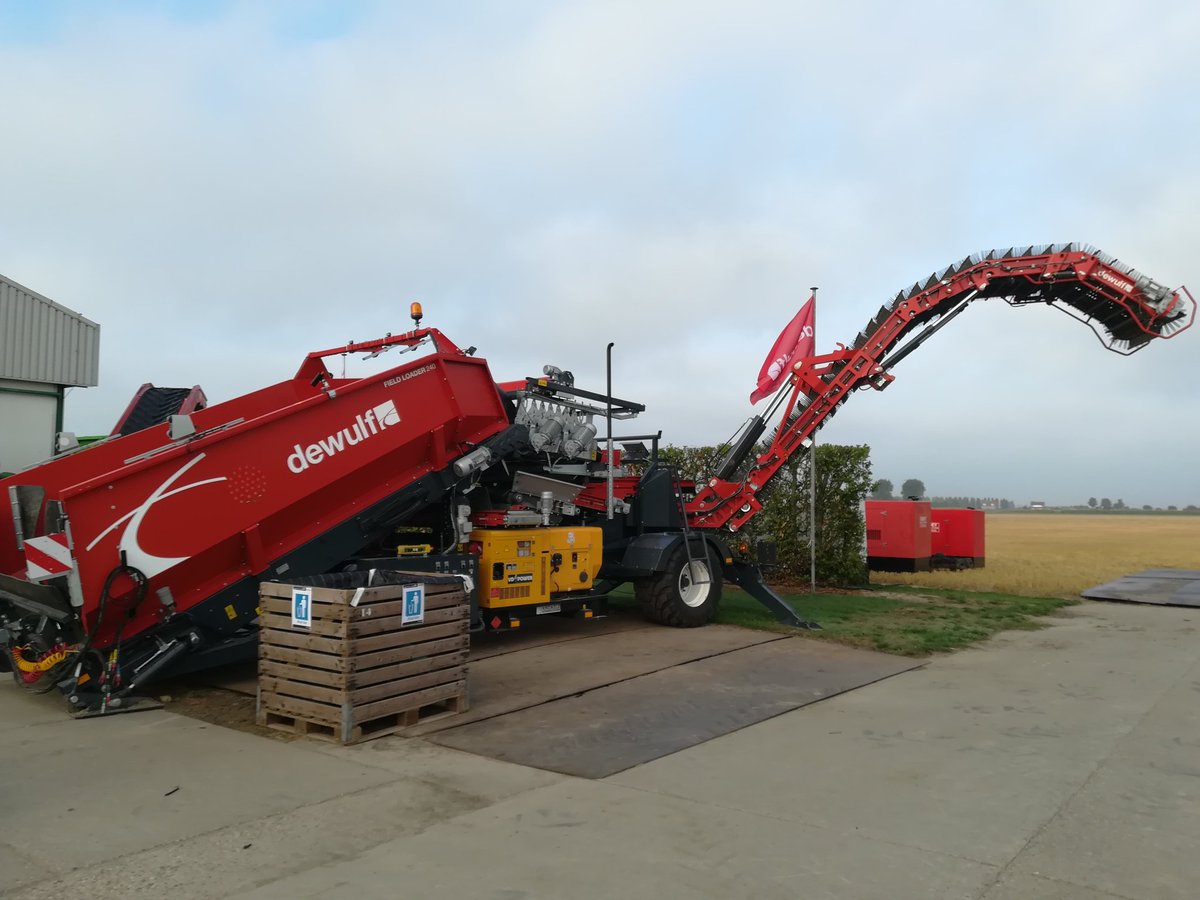 dewulf_group's tweet photo. Visiting #Aardappeldemodag (NL)? Do come by our stand 148 for a chat and to discover our machines, including our brand new #FieldLoader240 https://t.co/01rnWoKy8a