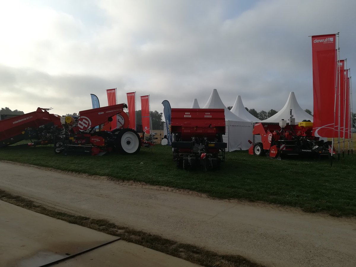 dewulf_group's tweet photo. Visiting #Aardappeldemodag (NL)? Do come by our stand 148 for a chat and to discover our machines, including our brand new #FieldLoader240 https://t.co/01rnWoKy8a