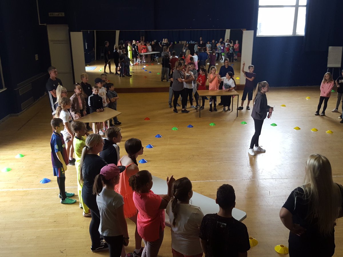 BirmYW's tweet image. Our very own @CCTeamBristol apprentice beth phillips leading a session of 50 young people! Daunting to some but some excel in the situations! @InfoYouthmoves