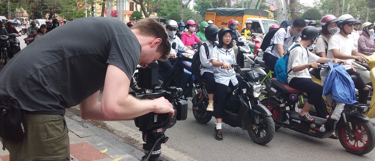 WorldFixer_'s tweet image. Thinking of shooting in Vietnam? Fixer Khuyen Tuong has written a really detailed guideline on the Vietnam community wall: worldfixer.com/countries/fixe…
To see her profile look here: worldfixer.com/profile/5b20aa…