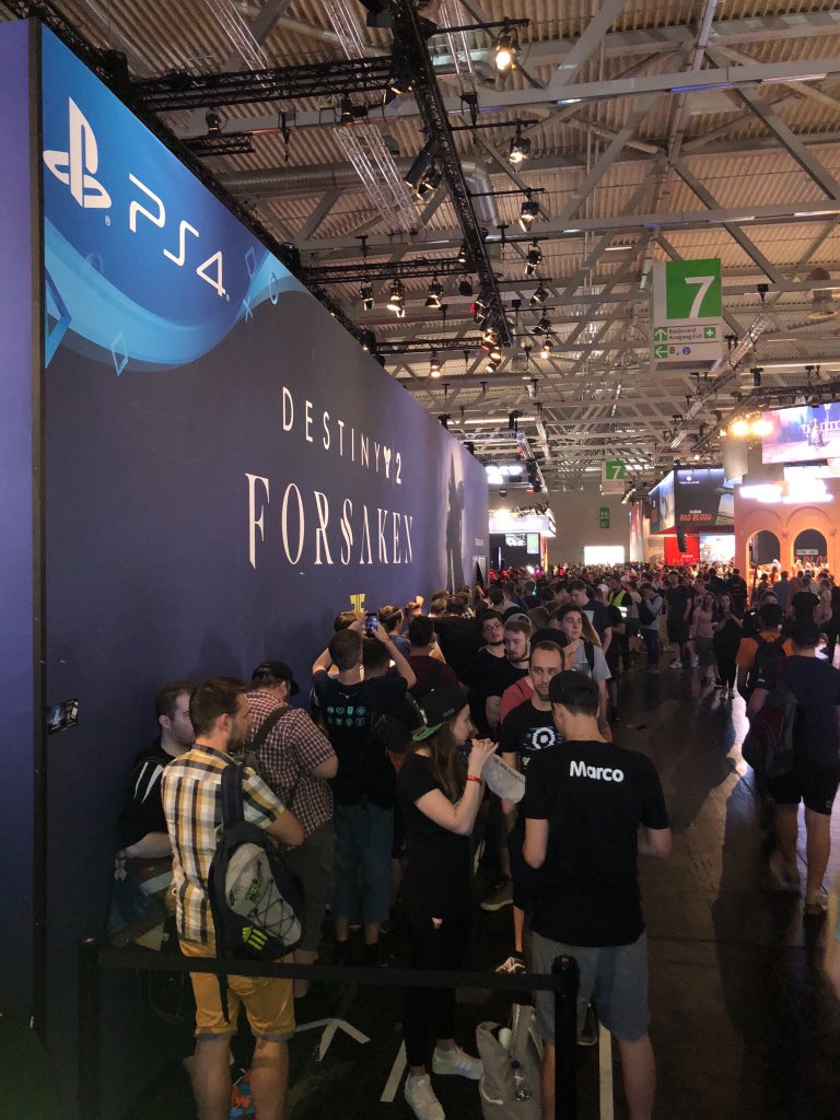 Bungie's tweet photo. Fight. Collect. Bank. Invade. 

Hall 7. https://t.co/owoTBCMjkA