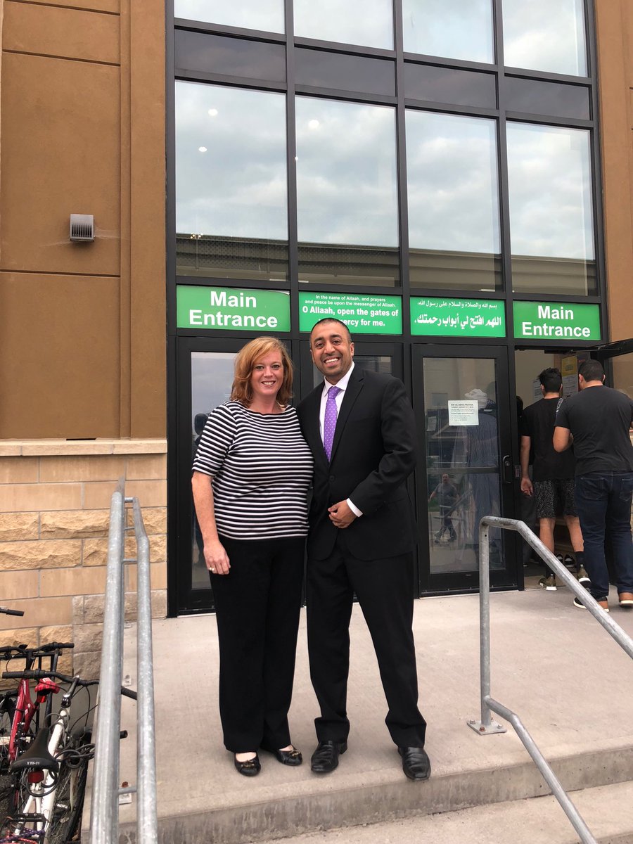 PaulHoward_IMIT's tweet photo. #EidMubarak
Saw lot of #Ottawa #ottvotes #ottpoli #ottnews #ottcit
COUNCIL INCUMBENTS, Mayor Watson, City agencies & NGOs wish Muslims well BUT
DID NOT SPEAK UP AGAINST LARGEST MUSLIM MASS EVICTIONS IN 🇨🇦
Heron Gate now trending worldwide #Shameful @cathmckenna @MacLeodLisa https://t.co/tmwEdJAvzj