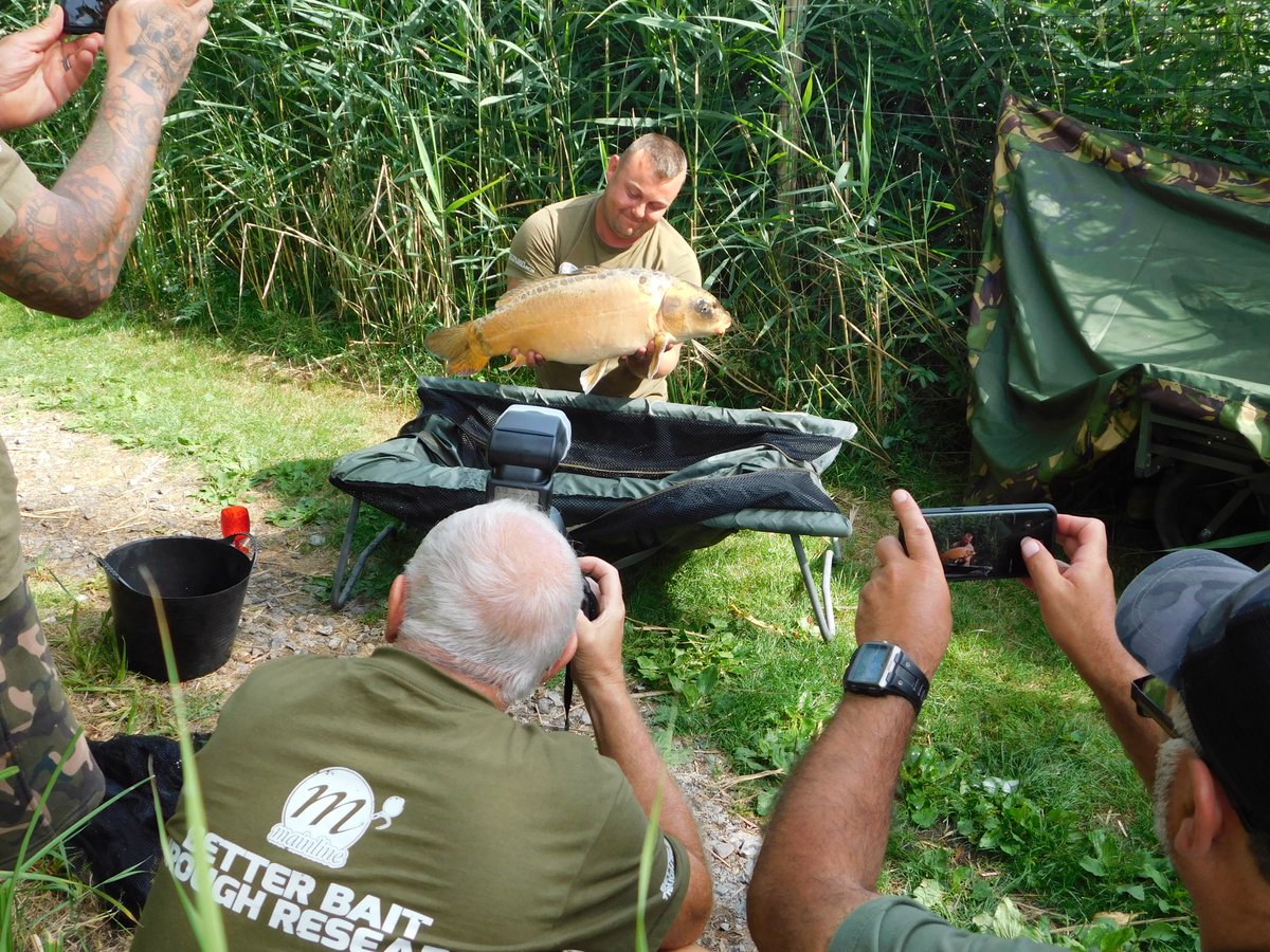 kylewal73788465's tweet photo. Gotta love a ghostly surprise!! π»
#teammainline
#bivmonkies
#trakker_carp https://t.co/rfLr9MkqwJ