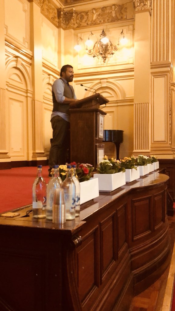 Our founder @umerashrafmalik talking to S5 and S6 senior pupils of <a href="/BellahoustonAc/">Bellahouston Academy est. 1876</a> at Glasgow City Chambers about his journey since leaving school. #AmbitiousPathways #NoWrongPath #iCafe