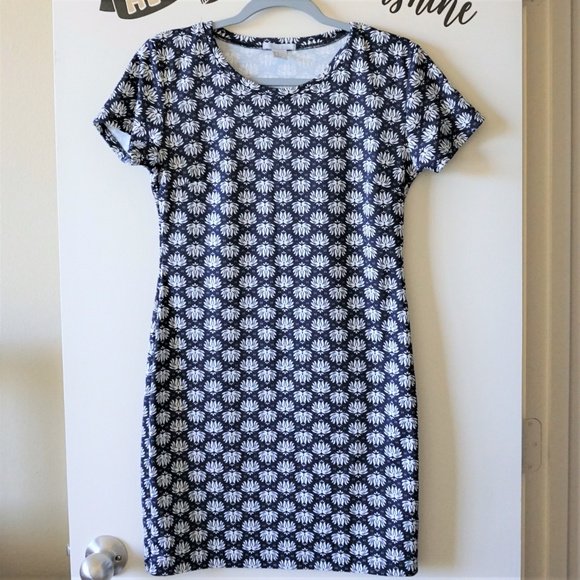 So good I had to share! Check out all the items I'm loving on @Poshmarkapp from @Heidy30017507 #poshmark<a href="/tag/fashion"class="tags"><span>#fashion</span></a><a href="/tag/shopmycloset"class="tags"><span>#shopmycloset</span></a><a href="/tag/style"class="tags"><span>#style</span></a><a href="/tag/forever21"class="tags"><span>#forever21</span></a><a href="/tag/hm"class="tags"><span>#hm</span></a><a href="/tag/poshmark"class="tags"><span>#poshmark</span></a>