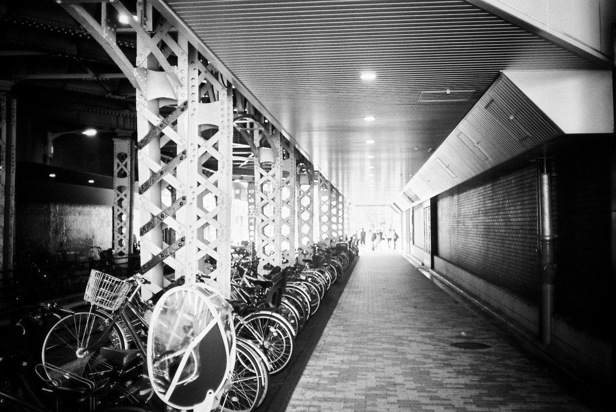 re_tssh's tweet photo. underpass··· https://t.co/7vnORzodRY