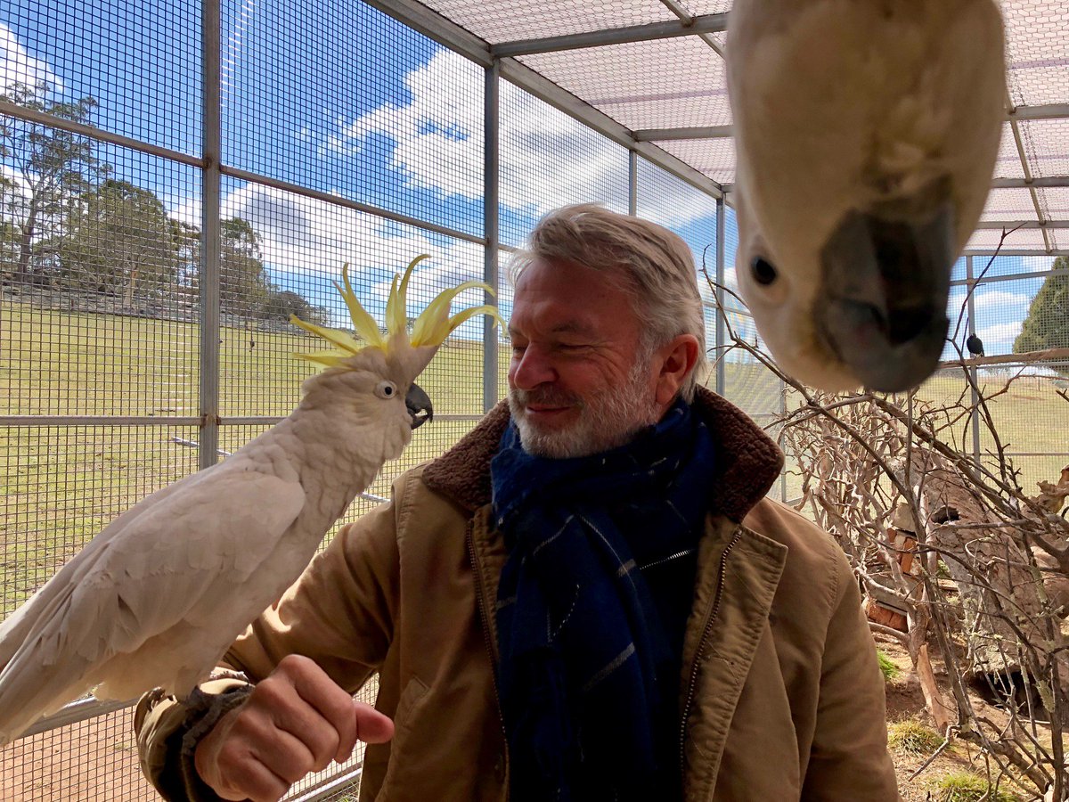 And then, away from crazy Canberra, talking to a SANE Australian, Cocky and I got done in the BEST PHOTO BOMB ever by another smart Australian. #auspol LiberalMPs #libspill #abc730