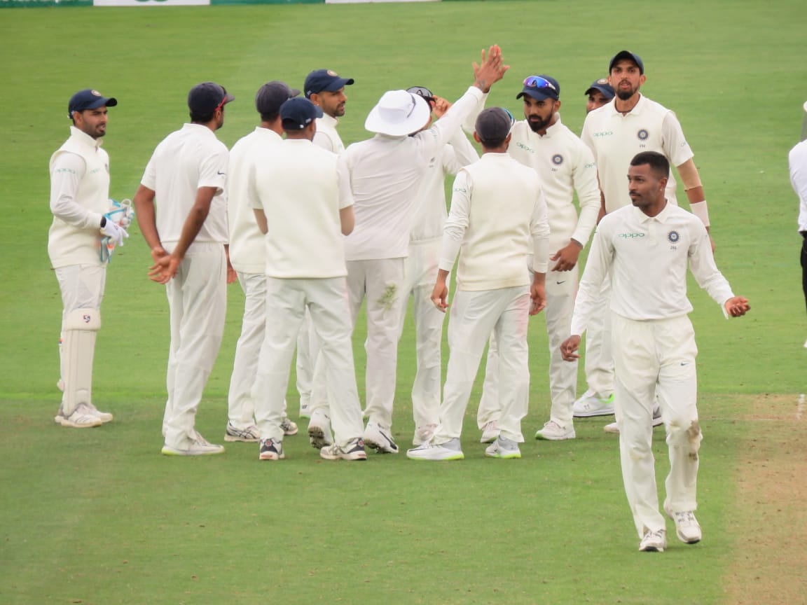 ChennaiIPL's tweet photo. Captain's Knock!
Fifers!
Slip catching!
Terrific all round performance from Team India to walk away with a win at Trentbridge! #Yellove for the game in Whites! #WonAway #ENGvIND π¦π https://t.co/018cci4xlk
