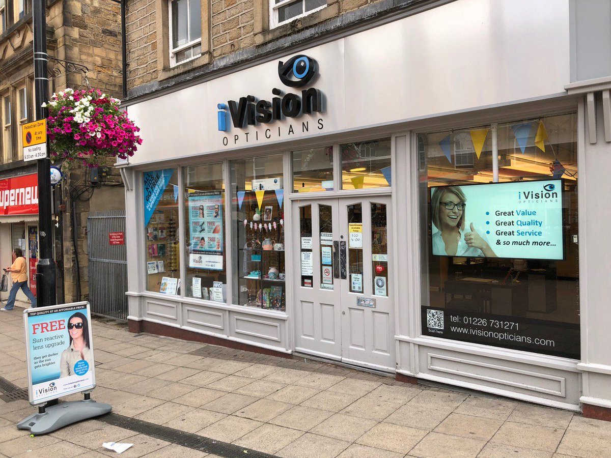SIS_Digital's tweet photo. #DigitalSignage has brought 20/20 vision to #Barnsley. Click on the link to see how we've worked with @iVisionin on a new installation https://t.co/Yfb6rGw84F https://t.co/u50yvZ7ZYV
