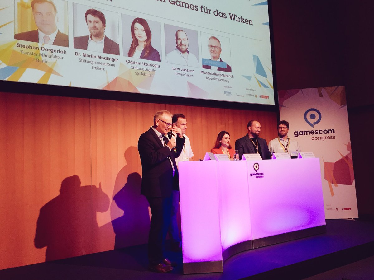 Haniel Stiftung (@hanielstiftung) on Twitter photo Welchen Mehrwert haben #Games für das #Wirken von #Stiftungen? mit <a href="/pmk997/">Peter Kreutter</a> @BePhilanthropy <a href="/TeachFirstDE/">Teach First Deutschland</a> <a href="/Digitale_Spiele/">Stiftung Digitale Spielekultur</a> Welchen Mehrwert haben #Games für das #Wirken von #Stiftungen? mit <a href="/pmk997/">Peter Kreutter</a> @BePhilanthropy <a href="/TeachFirstDE/">Teach First Deutschland</a> <a href="/Digitale_Spiele/">Stiftung Digitale Spielekultur</a>