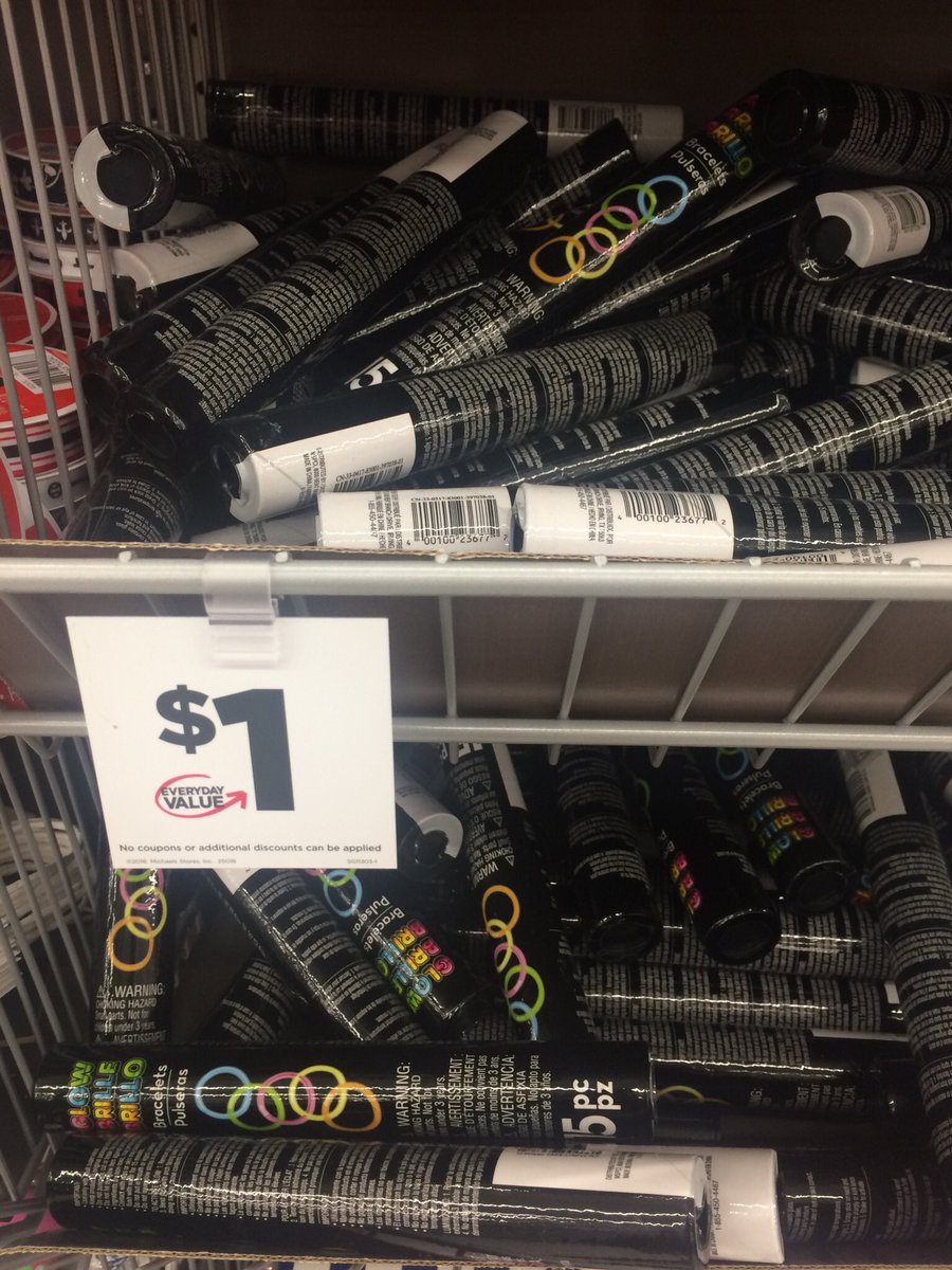 MYTALLENTOWN's tweet photo. The concert is less than 2 weeks away! If anyone is looking for cheap glow sticks, I found a 15 pack for $1 at Michael’s
-Gabby 💕 https://t.co/Sp1nItjDVF