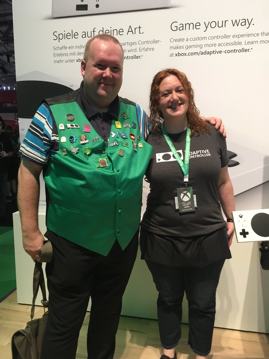 alatami1's tweet image. Thank you @SweetMicga for the picture and chat. And of course that #teamnosticker pin will end up in my vest today evening. And for the @AceyBongos I found her :-)
