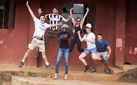 RobertWaltersPR's tweet photo. What does it take to inspire change? Hear how we’ve been helping @GlobalAngelsOrg transform the Tsavo community in Kenya. https://t.co/cfbjizgRhk #BeAnAngelDay #BeAnAngel #GlobalAngels #Sustainability https://t.co/eWk9vo7a9e