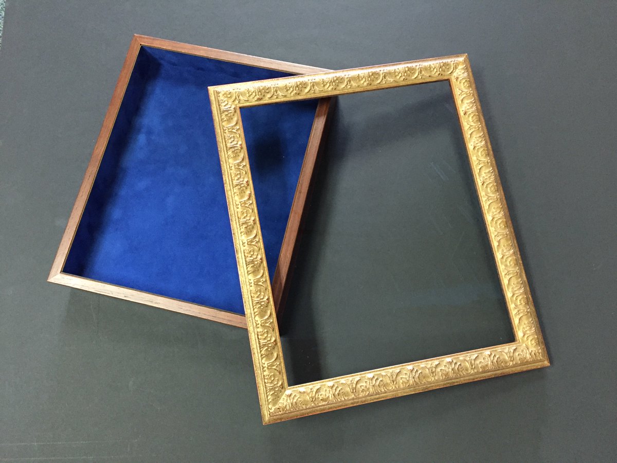 AFrameofArt's tweet image. Ever heard of a SHADOW BOX? It&apos;s a specialized display case that holds items with special meaning to you. Watch the video for a closer look at how we design and assemble these unique frames. youtu.be/4OziVFu2tPc
#shadowboxframe #customframing