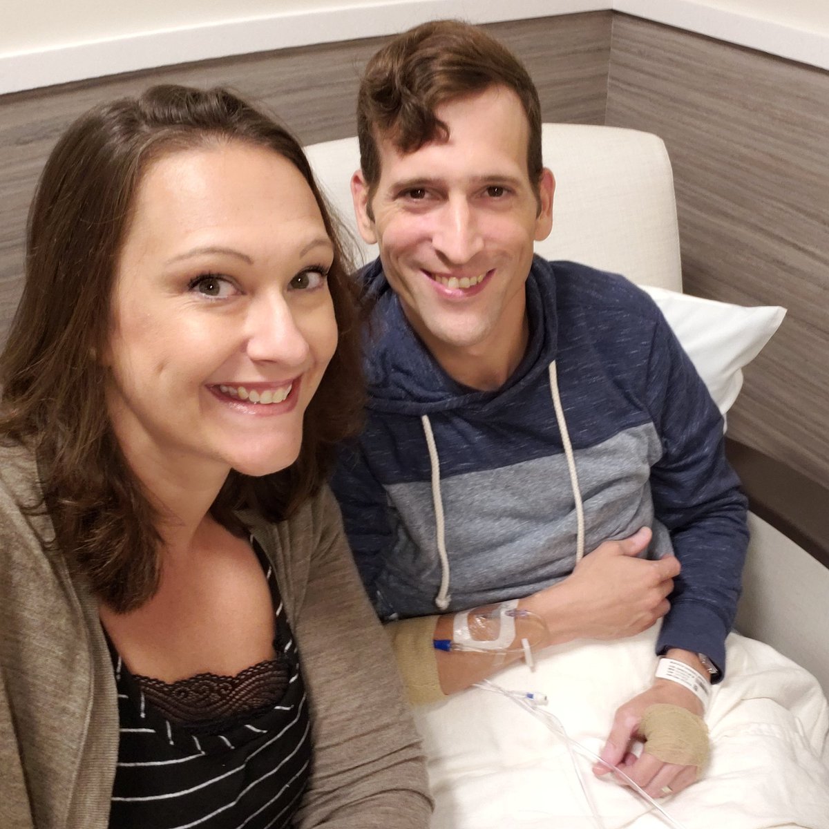 BrstCncr's tweet photo. Treatment day for this guy! Just two more after this one!!! 😀💪#finalstretch #lymphomamaintenance #positivelysurvivingcancer https://t.co/Gdxl6KpGXL