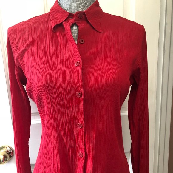 So good I had to share! Check out all the items I'm loving on @Poshmarkapp from @ninasboutique1 #poshmark<a href="/tag/fashion"class="tags"><span>#fashion</span></a><a href="/tag/boutique"class="tags"><span>#boutique</span></a><a href="/tag/shopmycloset"class="tags"><span>#shopmycloset</span></a><a href="/tag/style"class="tags"><span>#style</span></a><a href="/tag/poshmark"class="tags"><span>#poshmark</span></a>