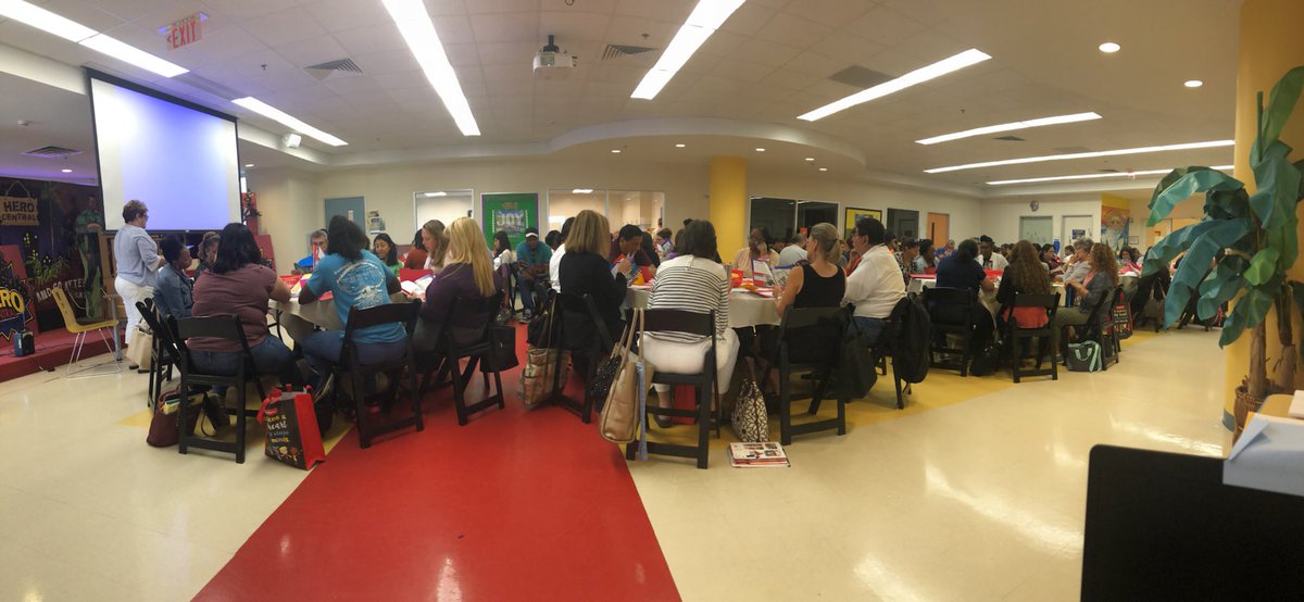 woodard_karrie's tweet image. 2nd Interactive Note Taking session with a packed house! Teachers love @JudithGoodman2’s good ol “make and take” workshop! Scissors, papers, and glue, oh my! #MLJobAlike @HISDMultiPrgms #InteractiveNotebooks #HandsOnLearning