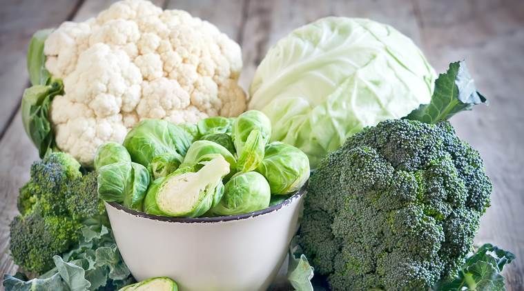 HeldSister's tweet photo. Cabbage can help reduce bowel cancer risk https://t.co/u2KOx34GEL / @IndianExpress #health #healthyliving #diet #diettips https://t.co/fEZnlzDRwA