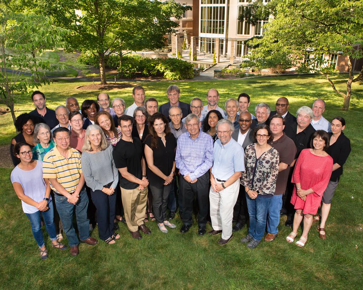 HHMIBioDesign's tweet image. HHMI Professors at the 2018 Annual Meeting at HHMI Headquarters in Chevy Chase, MD. Image by Hadar Goren Photography, Inc. ow.ly/G7sP30lvP4b