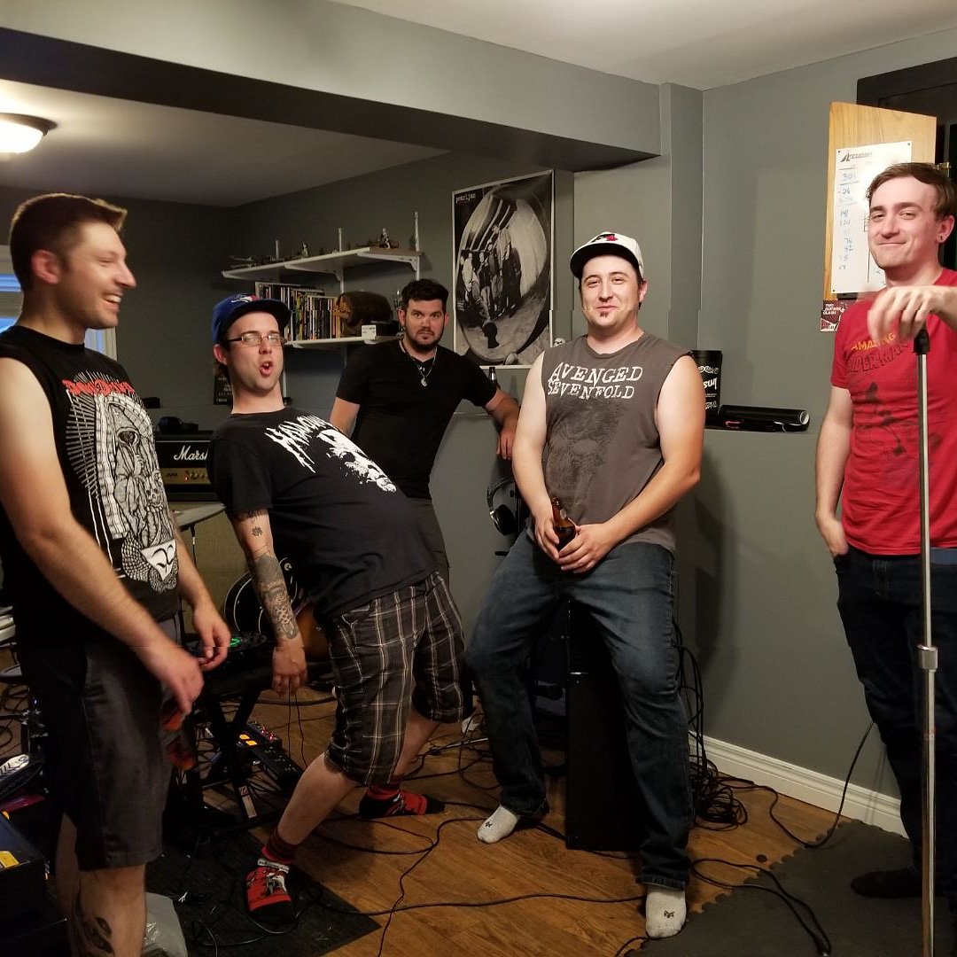 ATTNFLD's tweet photo. Here's a after jam picture. To prove we are real and all haha. left to right... Steve (drums) Tommy (bass) Dave (guitar) Charlie (guitar/vocals) Matt (vocals)   album coming soon! 
#hardrock #music #band #Canada #newmusic #recording #studio #guitars #bass #drums #vocals https://t.co/R71gK0ZnOe