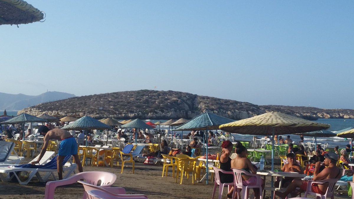 MohamedEttaki's tweet photo. #المغرب هنا و #اسبانيا هناك ... شاطئ #سفيحة #اجدير #الحسيمة 
#Morocco here &amp; #Spain there 
#sfiha #ajdir #AlHoceima https://t.co/NZcWBLce9G