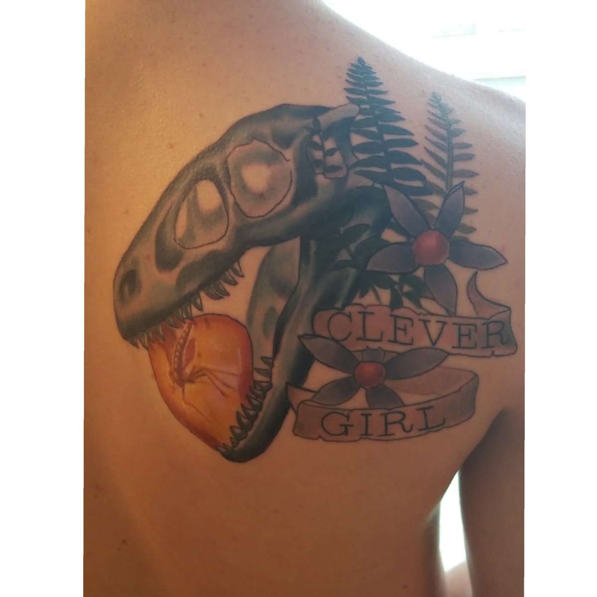A_Crossley_'s tweet photo. @AGamingBeaver just thought id share this beautiful tattoo that im 100% positive youll love, i know im in love with it https://t.co/aX4147ozhw