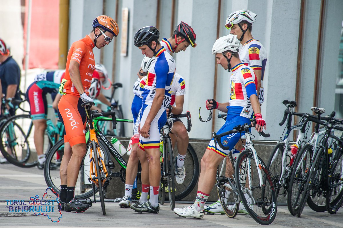 When you show off your new bike to some jealous friends...😎😂 #TourofBihor