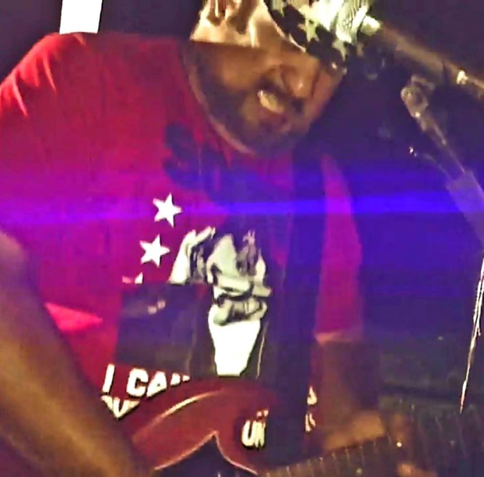 sixstringcj's tweet image. Good Morning Rock N Roll!  And happy First day of school to all you Mini's!  Who are soon becoming Mighty!