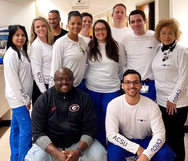 AdventHealthCFL's tweet photo. Congratulations to our amazing ECMO team who was awarded as The Center of Excellence, Gold by ELSO the Extracorporeal Life Support Organization. All three children’s hospitals in Orlando offer ECMO, but Florida Hospital Orlando is the only hospital to offer for adults. 💙 https://t.co/O0aCDaEePV