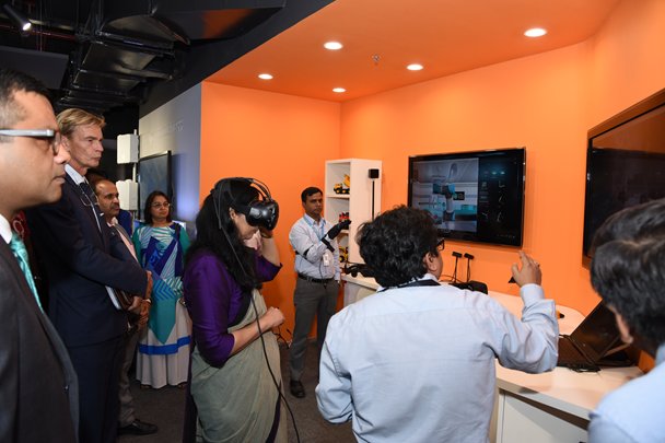 Inaugurated #Ericsson Experience Center in Gurugram, showcasing the future potential of #5G, with Aruna Sundararajan <a href="/Secretary_DoT/">Aruna Sundararajan</a> .Extremely pleased to know exciting opportunities 5G can offer India which will further strengthen #Innovation collaboration between Sweden &amp; India