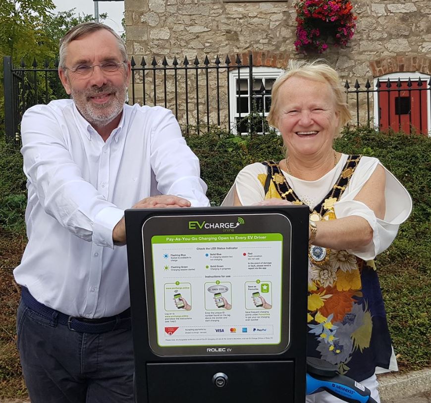 Holywell_Town's tweet photo. @All_Electric_ @TescoCymru electric car charging point is now installed and active just in front of the subway into Tower Gardens. This is believed to be the first town centre charging point in Flintshire.Big thanks to Tesco for their help from the Bags of Help scheme! https://t.co/2yL6mwwSfg