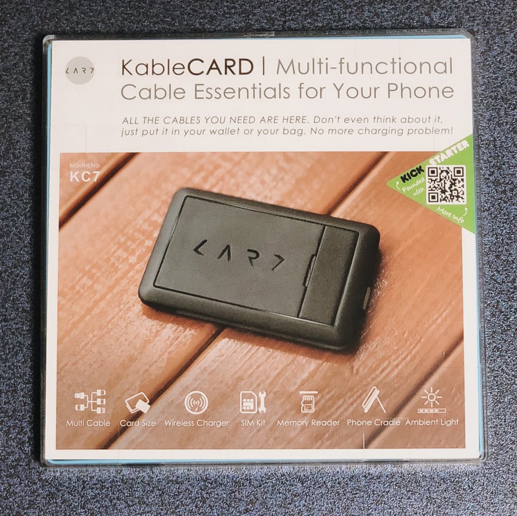 Laplusdestiny's tweet photo. #kableCARD 届いた！カードサイズのこの中に、
ケーブル、アダプタ、Qi、SIM kit、メモリカードリーダー、スタンド、LEDライトが入ってるとか万能すぎる！！荷物が随分コンパクトになりそう！ https://t.co/adsFj4kzAX