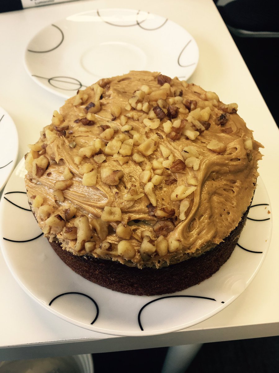 motivepr's tweet image. Cake time 😍🍰 #officetreats #cake #coffeeandwalnutcake #yummy