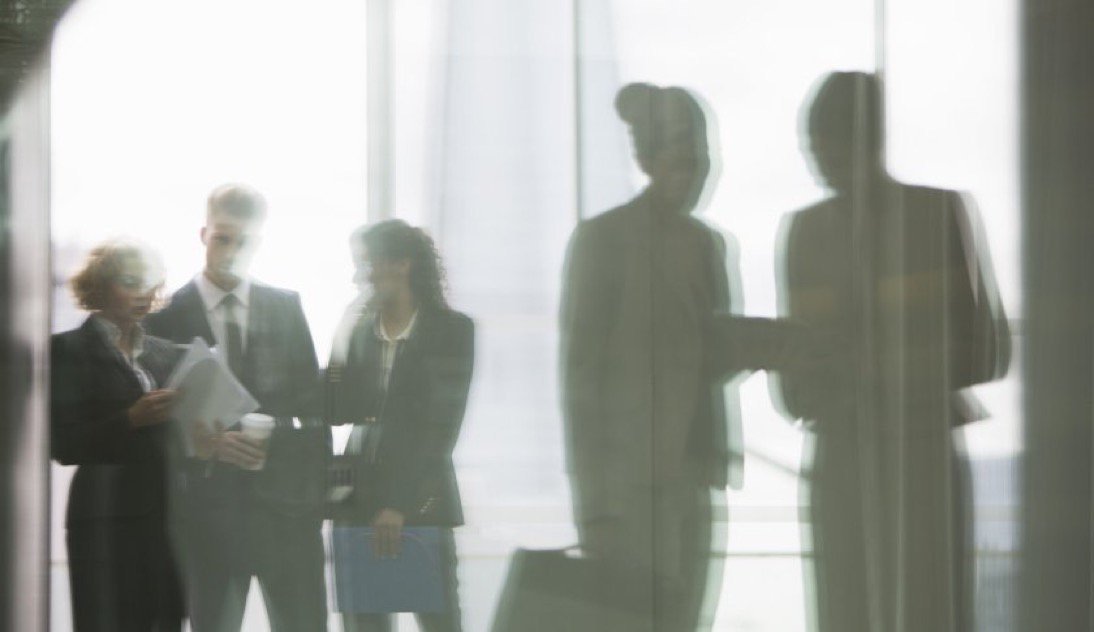 StephanieJNeal's tweet photo. Companies with women holding at least 30% of leadership roles are 1.4 times more likely to have sustained, profitable growth and 1.7 times more likely to have greater #leadership strength https://t.co/cFIhE9urT2 #hr #diversity #GlobalLeadershipForecast via @DDIworld https://t.co/7faEyc6KSg