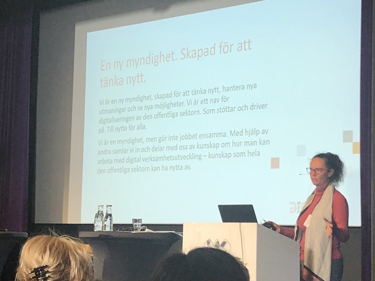 ”- Ny myndighet. Skapad för att tänka nytt”. Första framträdandet av GD Anna Eriksson som får spontana applåder 🎺. Presenterar verksamhetens pusselbitar #smartaresverige <a href="/expertgruppen/">Expertgruppen</a>