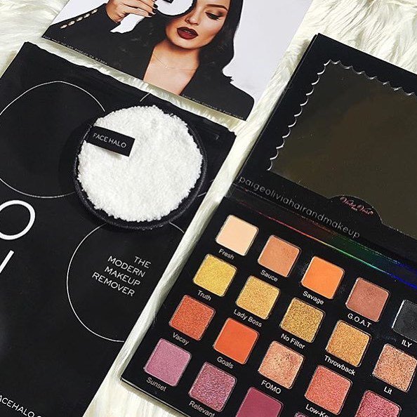 stylehubapp's tweet photo. A #beautiful and #stylish lady deserves a perfect palette for her skin. ❤️🙌🏻✨ 📸: @paigeoliviahairandmakeup https://t.co/wSacICUr7s https://t.co/3JTK075Gci