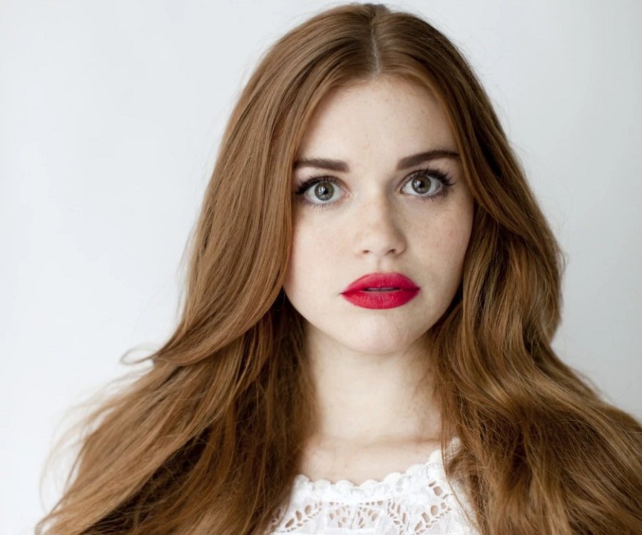 ApreciationTw's tweet image. RT For Sophie Turner
Like For Holland Roden