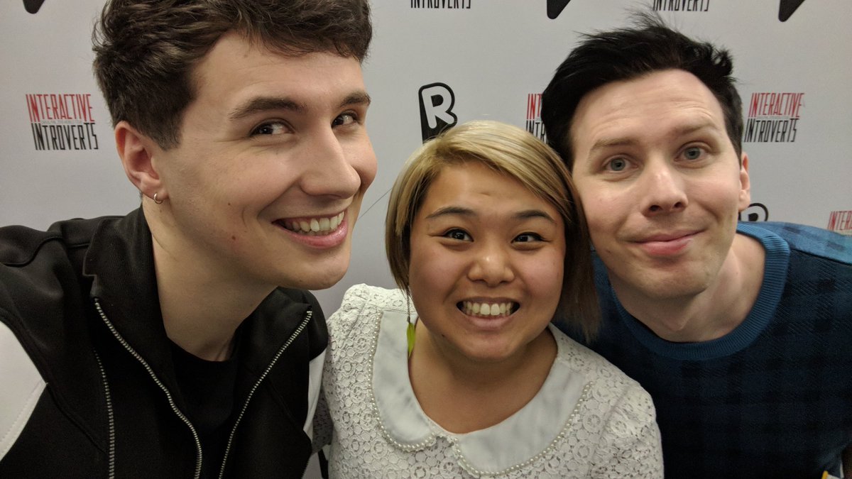 Helenisgoing's tweet photo. I cried again 😭 Next time I will bring a chair so Dan doesn't  have to cut off his head 😢 Thankyou for a Phantastic night Guys❤️Glad you got to enjoy Straddie 😊 https://t.co/kvbnCrUKUD