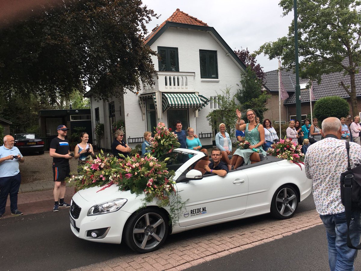 Wat heb ik genoten afgelopen weekend! #bloemencorso #Leersum #corsokoorts #corso #dahlia #bloemenkoningin