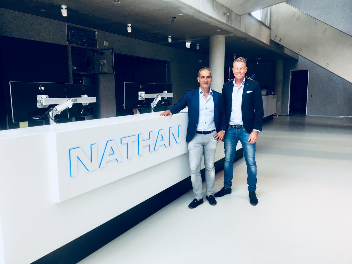 7PoortZevenaar's tweet photo. There they are! Van harte welkom op BusinessPark #7Poort @NathanBenelux . Wij wensen jullie veel geluk in dit prachtige en bijzondere pand! https://t.co/eiWncupksF