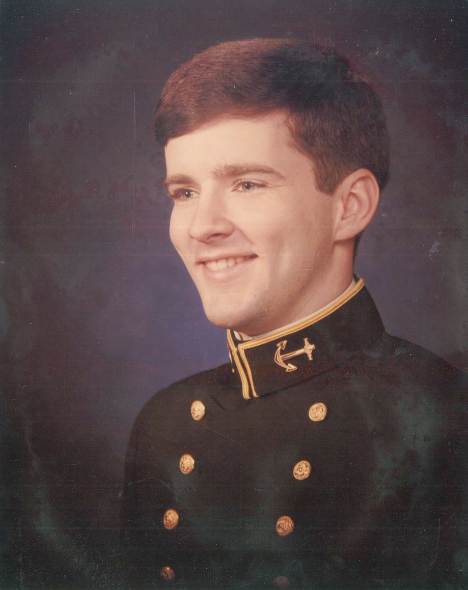 LVB85's tweet photo. Yes, this once was me... And it’s #PlebeYear, not #FreshmanYear ⚓️
#USNA #USNA85
#freshmanyear2018
#ThisWontBeUpLong 😳
@chronicle @educationweek https://t.co/2Id1fxUOR1