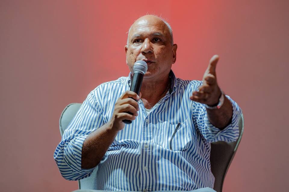 zanmibackyard's tweet photo. 14th Edition @StartupGrindPap | Refreshing our mind w/ these amazing pics 

Our Port-au-Prince Chapter Director @DaphCharles is interviewing Mr. @richardbuteau from Buteau Hospitality &amp; GM of @KaribeHotel, @banjHT.

📸 by: @HaitiBrand

#Startup #Entrepreneurs #hospitalitytourism https://t.co/IzslS7fKOI