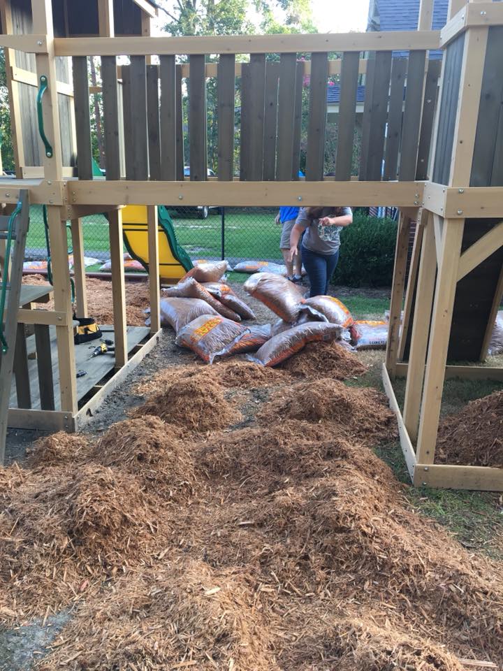 GeorgiaPower's tweet image. Over 40 employees from a number of different departments came together and built an awesome playground for the Ruth’s Cottage &amp;amp; Patticake House Children’s Advocacy Center in Tifton. #WeHelpBecauseItsHome #GAPowerfulService