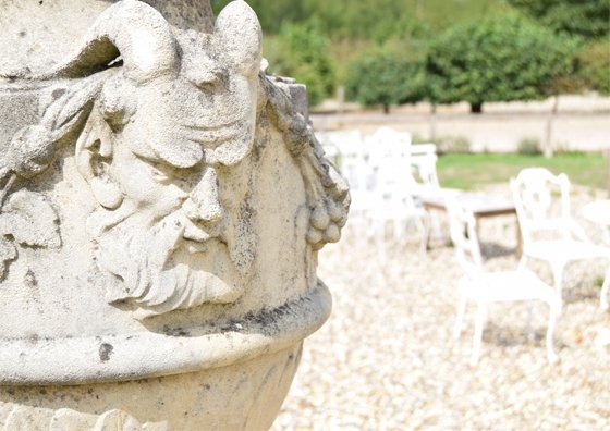 swordersfineart's tweet photo. Make hay while the sun shines....***FLASH GARDEN SALE*** Calling for entries of #gardenfurniture & #architecturalitems - CLOSING DATE FRIDAY 24 AUGUST. To find out more about our forthcoming sales or to discuss consignments, please contact us on auctions@sworder.co.uk https://t.co/0RRwf7bwvX