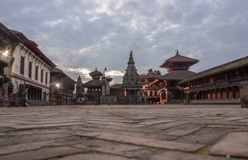 Bhaktapur Durbar Square was built during the medieval period during Malla dynasty rule. It is situated in the heart of Bhaktapur city about 15 Km away from Kathmandu. Click the link to know more: khwopadesh.ga/2018/08/bhakta…
Nepal #bhaktapur #khwopa #temple #UNESCO #nepalbeauty