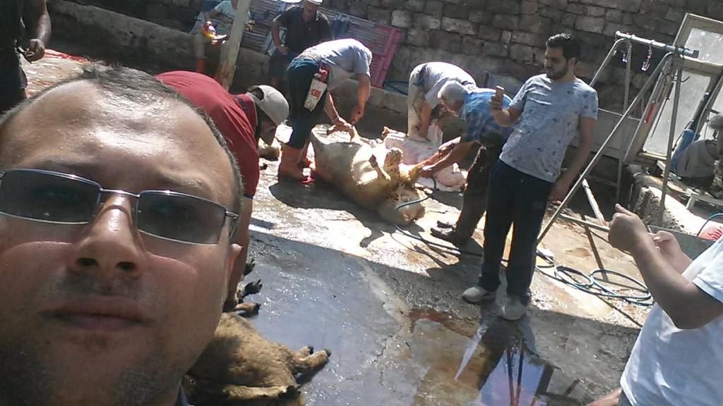 Evli Öğrencilerimize Kurban keserek dağıtımını yaptık. 
Rabbim kabül etsin. ..