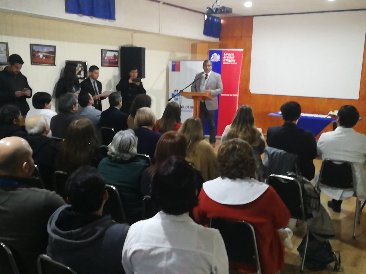 RedSSMS's tweet image. Iniciando la ceremonia donde se establecerá un convenio de asistencia dermatológica entre los hospitales de Rengo y El Pino, pertenecientes al servicio de @saludohiggins y nuestra @RedSSMS, cuyo objetivo es resolver listas de espera en la especialidad.