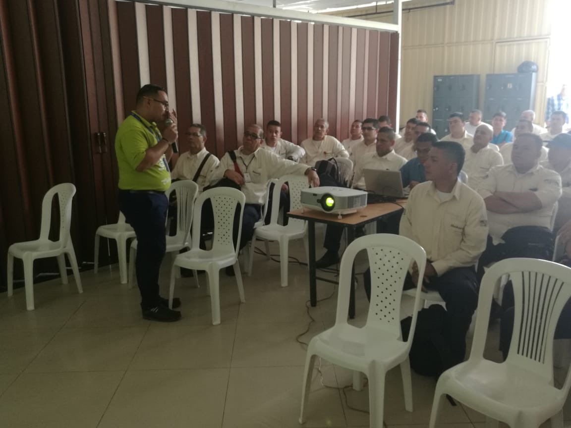 BellanitaGroup's tweet image. Nuestro grupo de operadores comienza las capacitaciones sobre el manejo de la tarjeta Cívica @metrodemedellin @Areametropol @MovilidadBello @AlcaldiadeBello